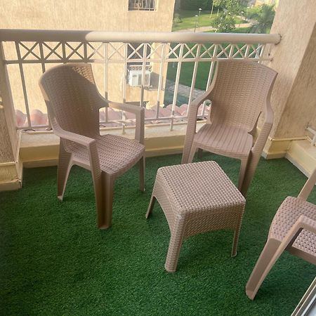 Luxurious Vip Apartment In Madinaty Furnished With High End Hotel Furniture Extérieur photo