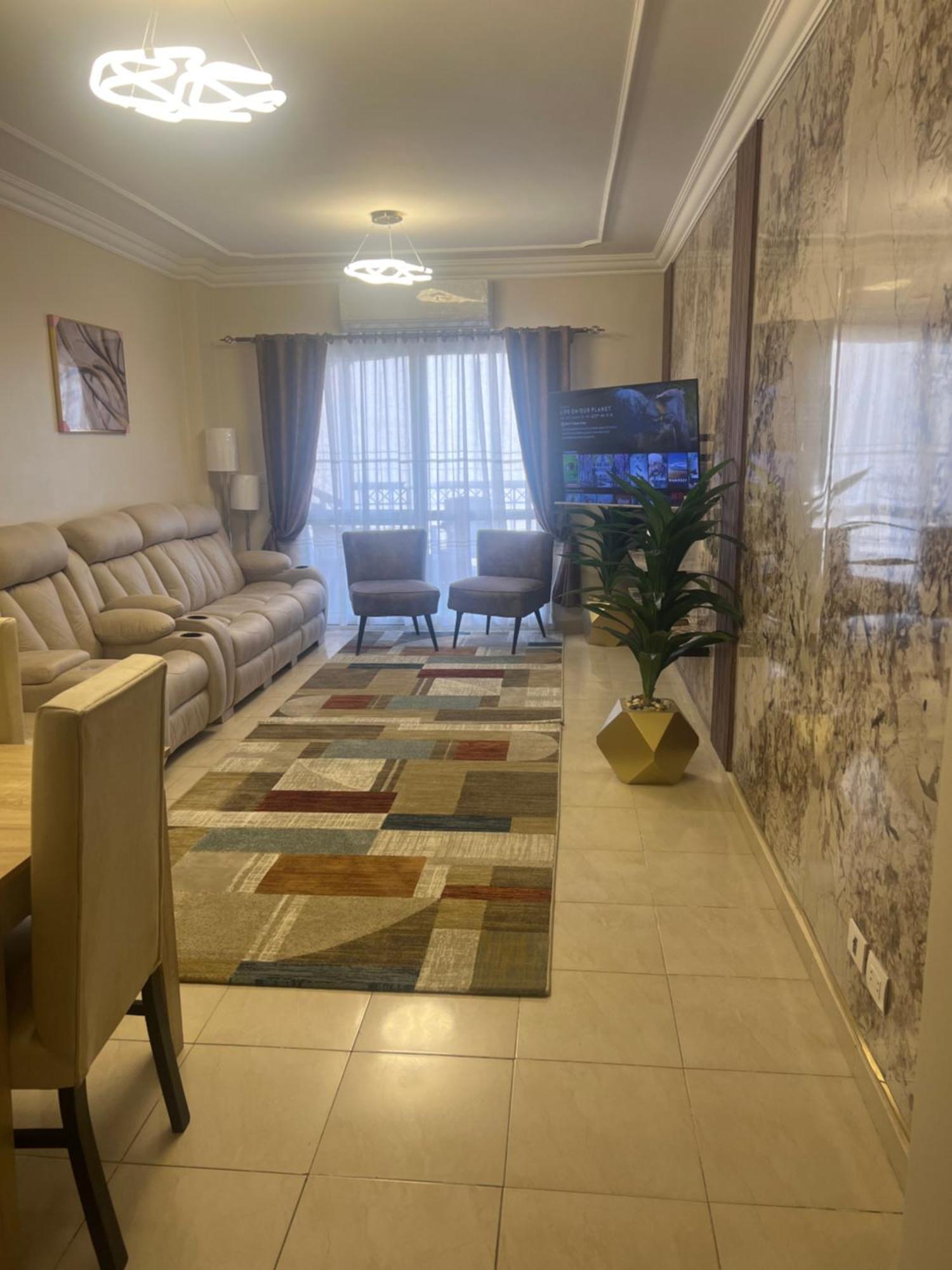 Luxurious Vip Apartment In Madinaty Furnished With High End Hotel Furniture Extérieur photo
